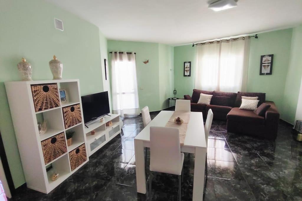 Cheyma Home 3º: Amplio Apartamento En Alcala Екстериор снимка