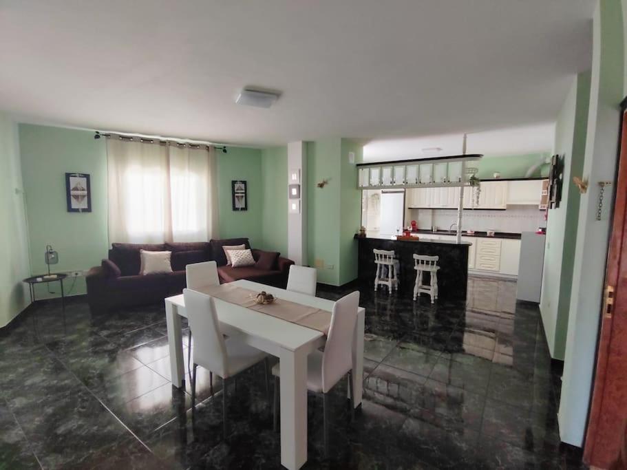 Cheyma Home 3º: Amplio Apartamento En Alcala Екстериор снимка